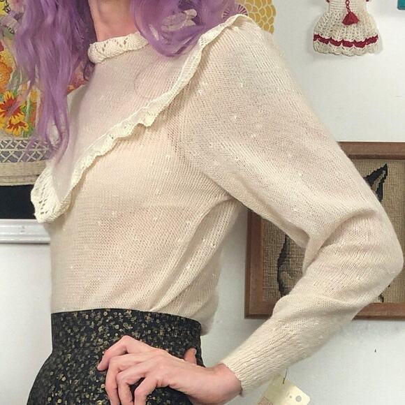 Vintage Cottagecore Sweater, 1970s New Old Stock Victorian Style Sweater Sz XS - Picture 8 of 10